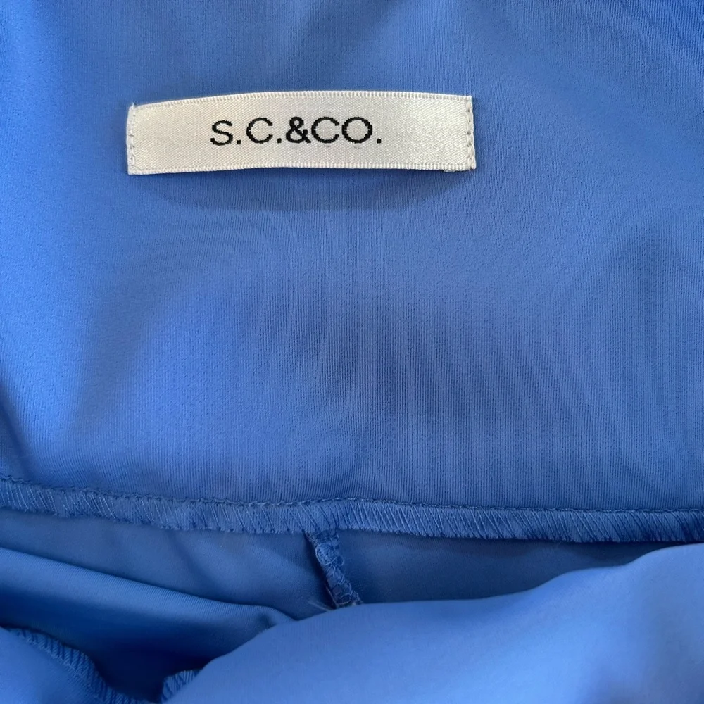 Blue Mini Pencil Skirt for Athletic Style